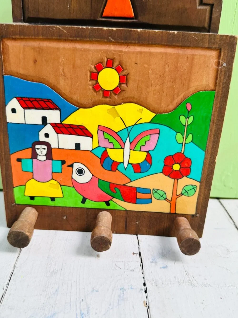 Vintage El Salvador Folk Art Wooden Key Holder Hand Painted Wall Rack